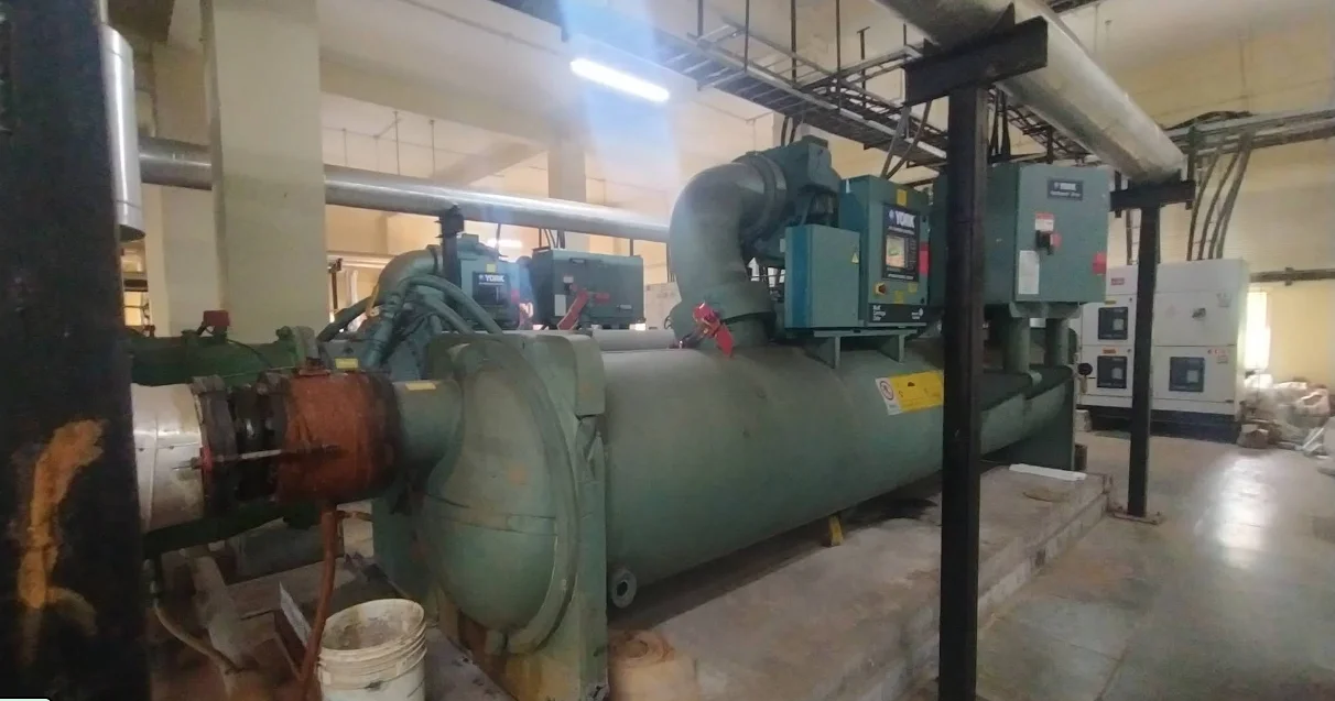 Chiller System Servicing